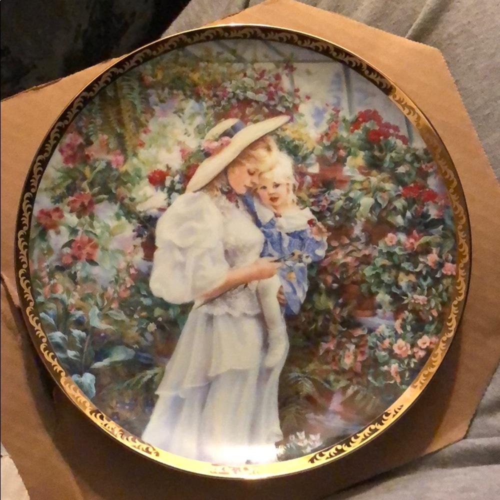 Reco collection fine china plate